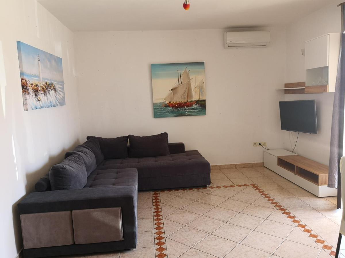 Apartment Plavia Biograd บีโอกราดนาโมรู ภายนอก รูปภาพ