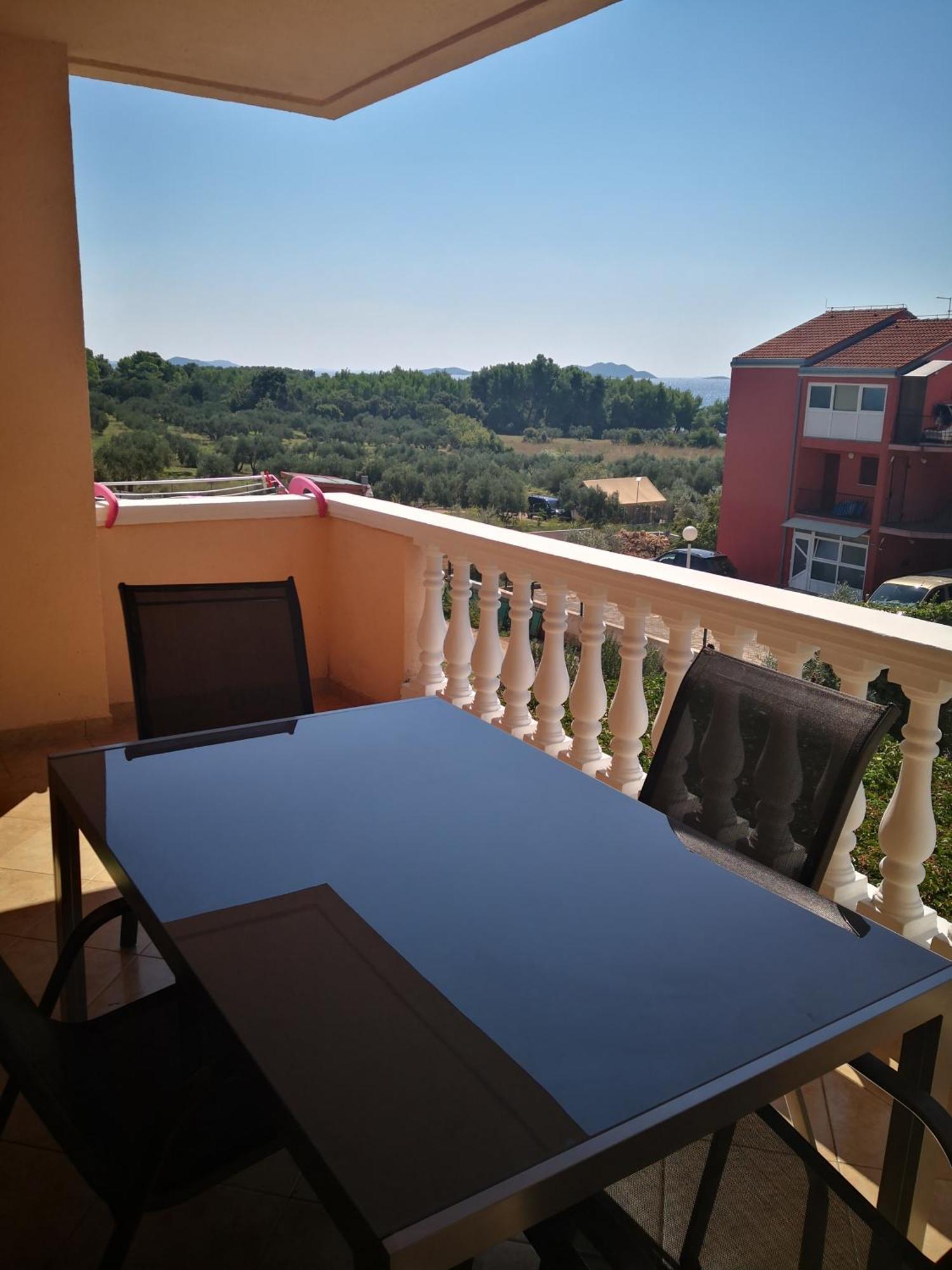 Apartment Plavia Biograd บีโอกราดนาโมรู ภายนอก รูปภาพ