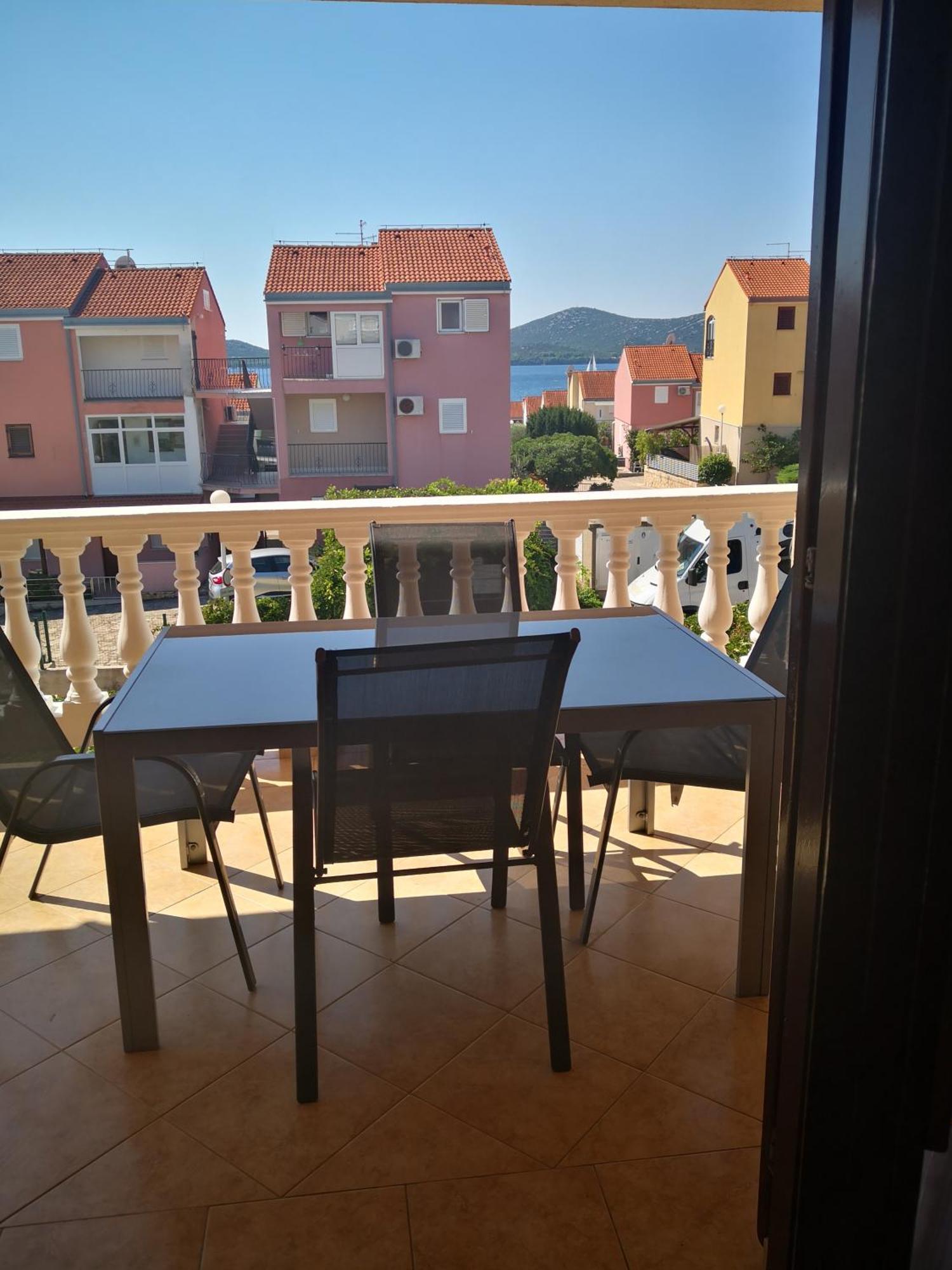 Apartment Plavia Biograd บีโอกราดนาโมรู ภายนอก รูปภาพ