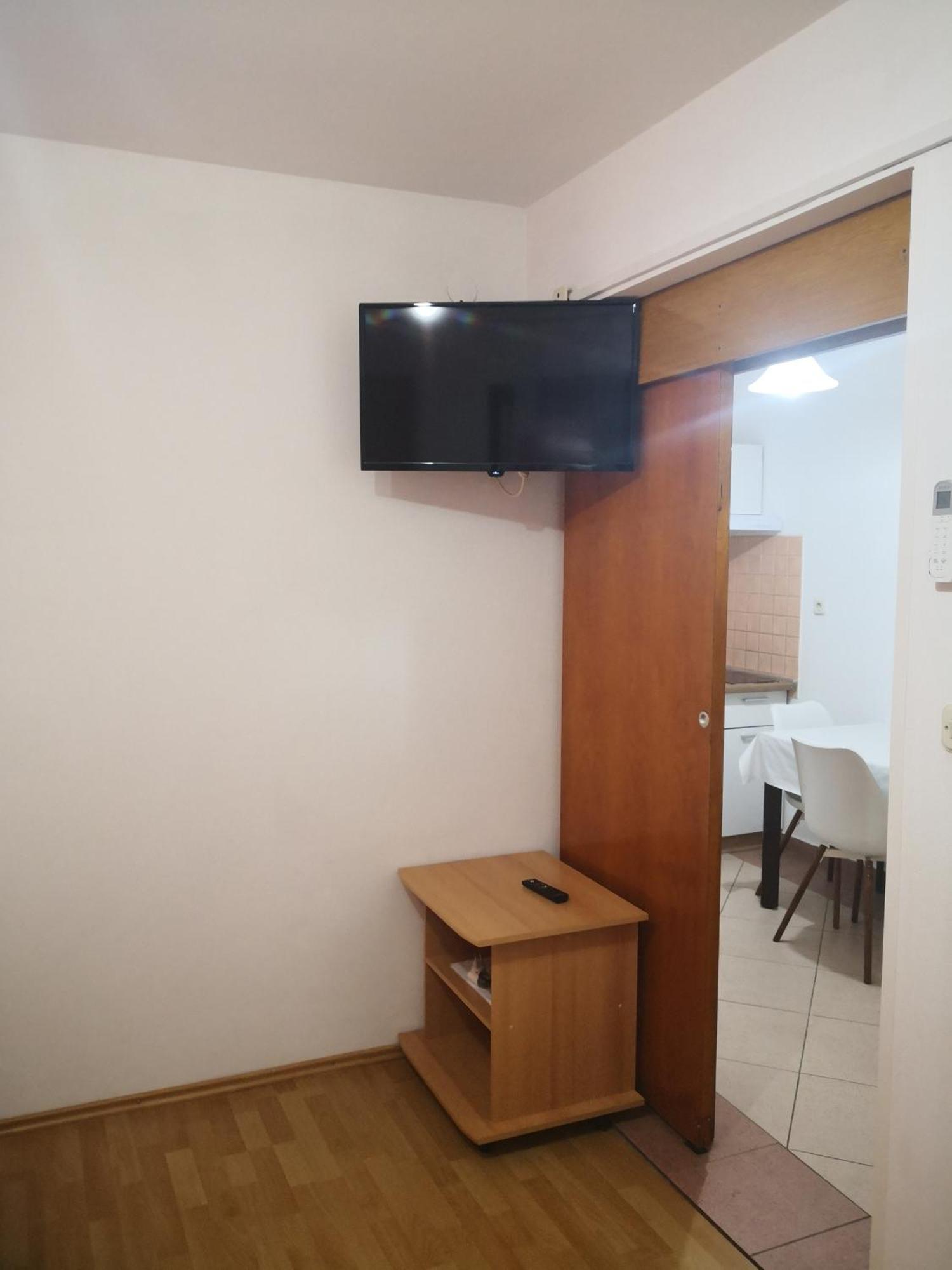 Apartment Plavia Biograd บีโอกราดนาโมรู ภายนอก รูปภาพ