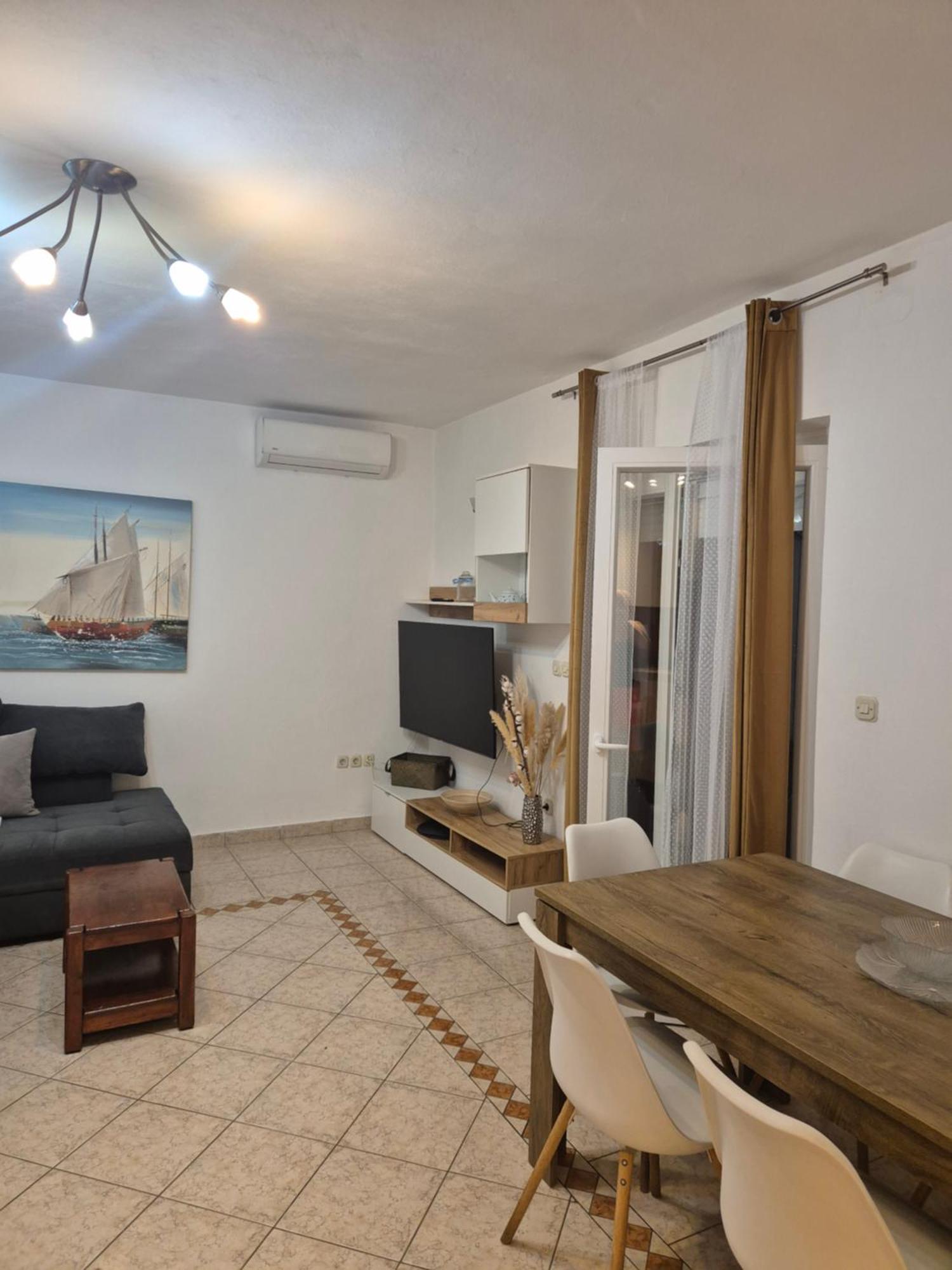 Apartment Plavia Biograd บีโอกราดนาโมรู ภายนอก รูปภาพ