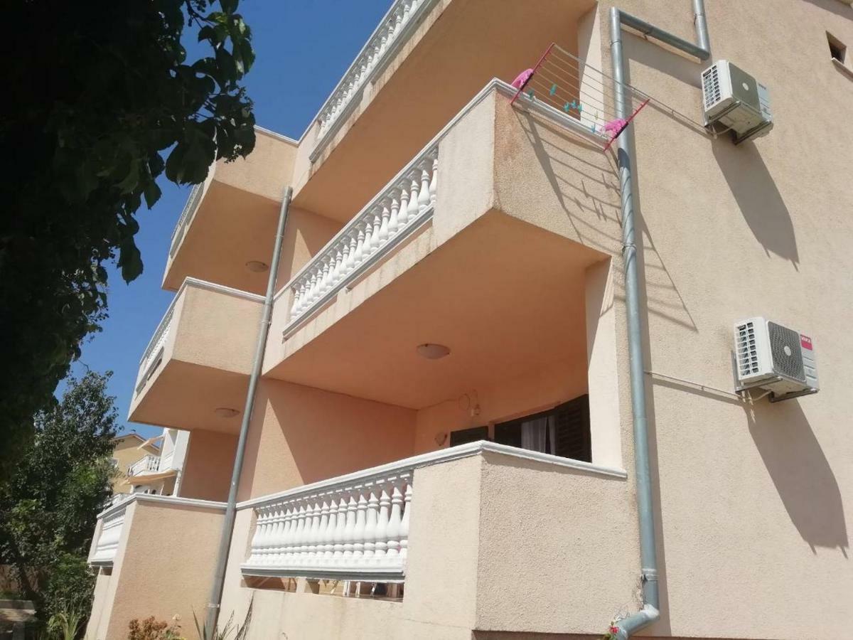 Apartment Plavia Biograd บีโอกราดนาโมรู ภายนอก รูปภาพ
