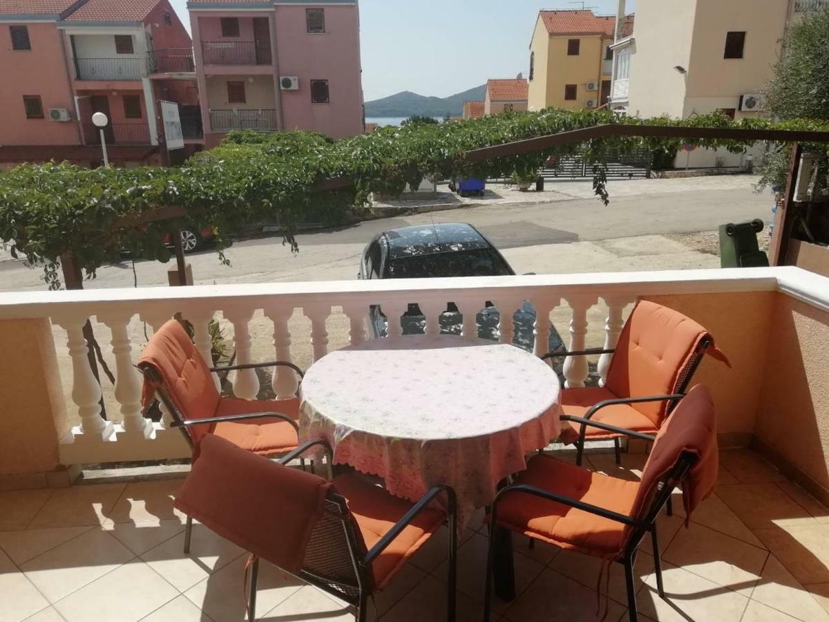 Apartment Plavia Biograd บีโอกราดนาโมรู ภายนอก รูปภาพ